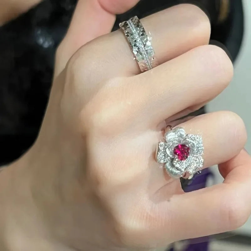 Gorgeous and luxurious palace style jewellery set light luxury retro rose flower heart-shaped ruby ring full diamond bracelet